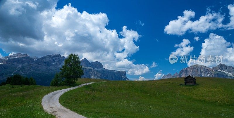 白云石Alta Badia Gadertal